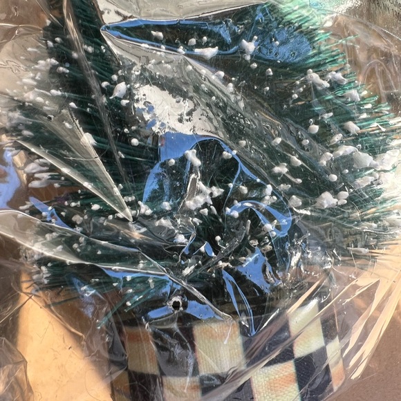 MacKenzie-Childs
Farmhouse Holiday Bottle Brush Trees, Set of 3- brand new - Picture 5 of 5